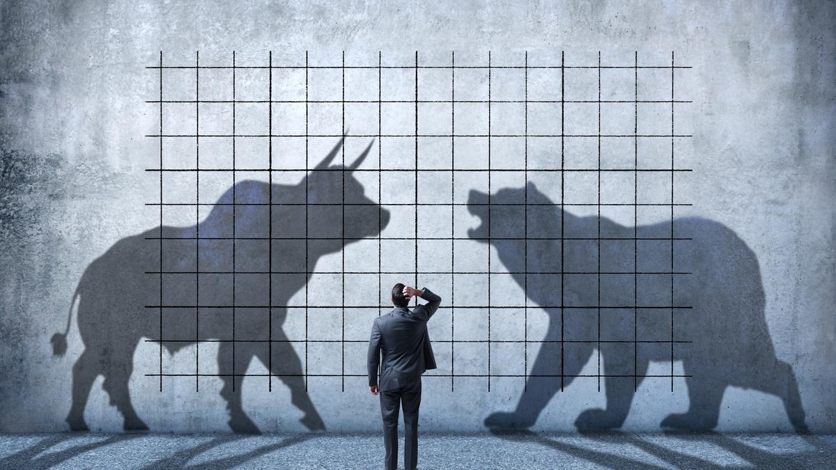 Stock markets stay flat amid highly volatile session