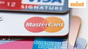 Do multiple credit cards improve or hurt your credit score? Find out