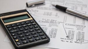 Is an NRI liable to pay advance tax on dividend income?