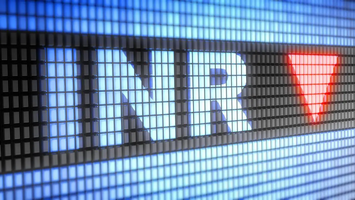 Rupee slumps 39 paise to close at all-time low of 90.33 against US dollar