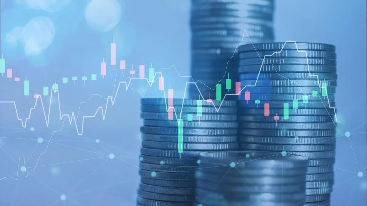 Two big currency bets in Asia show warning signs as year end approaches