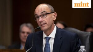 Leading consulting firm to hire liberal arts graduates for creativity in AI era