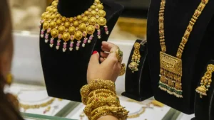 Gold prices set to rise as US action in Venezuela fuels safe haven demand
