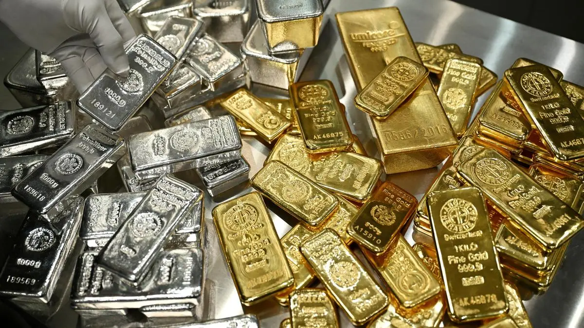 Gold investors remain bullish as record 2025 rally fuels further buying