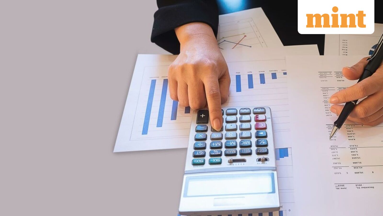 Why recent fund returns can mislead investors and hide future risks for you